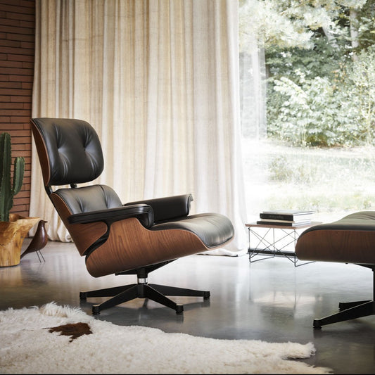 Eames Lounge chair og ottoman Classic Nero 66 palisander