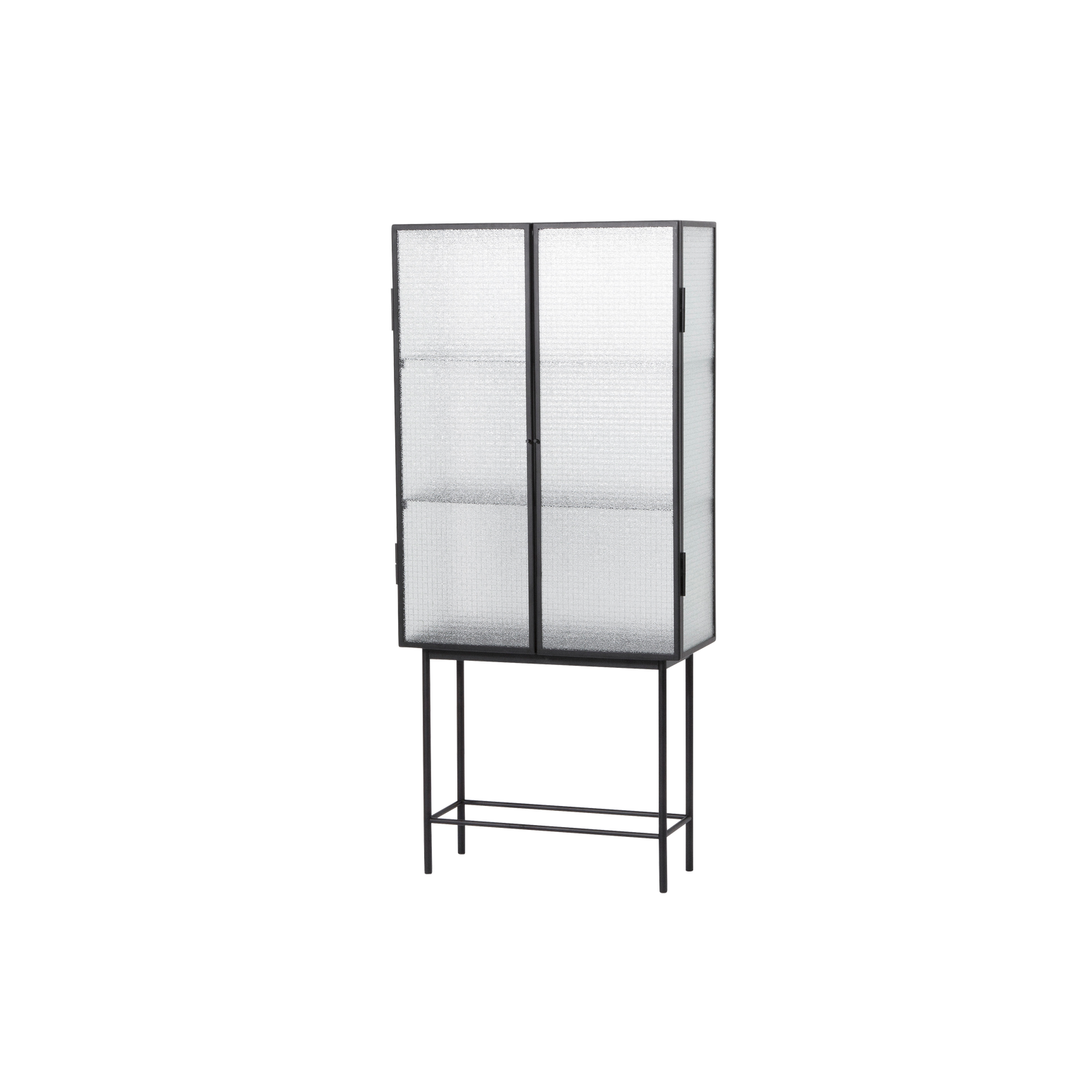 Glassdørene kan åpnet og lukkes smidig takket være magneter.