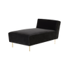 Modern Line Chaise Lounge dagseng fra Gubi i mørkegrå velur.