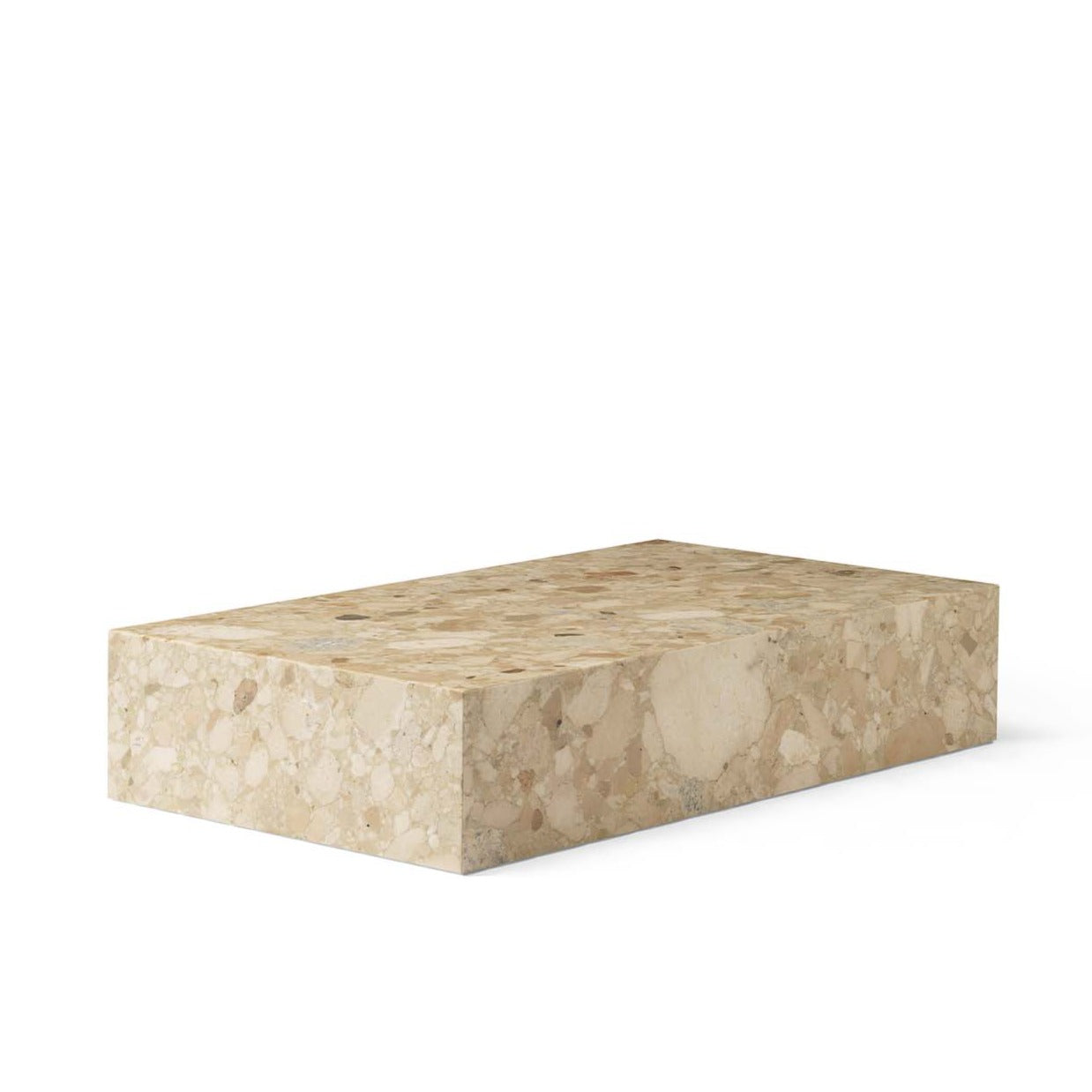 Plinth Grand er utvilsomt et renskåret møbel du vil kunne ha glede av i lang, lang tid.  