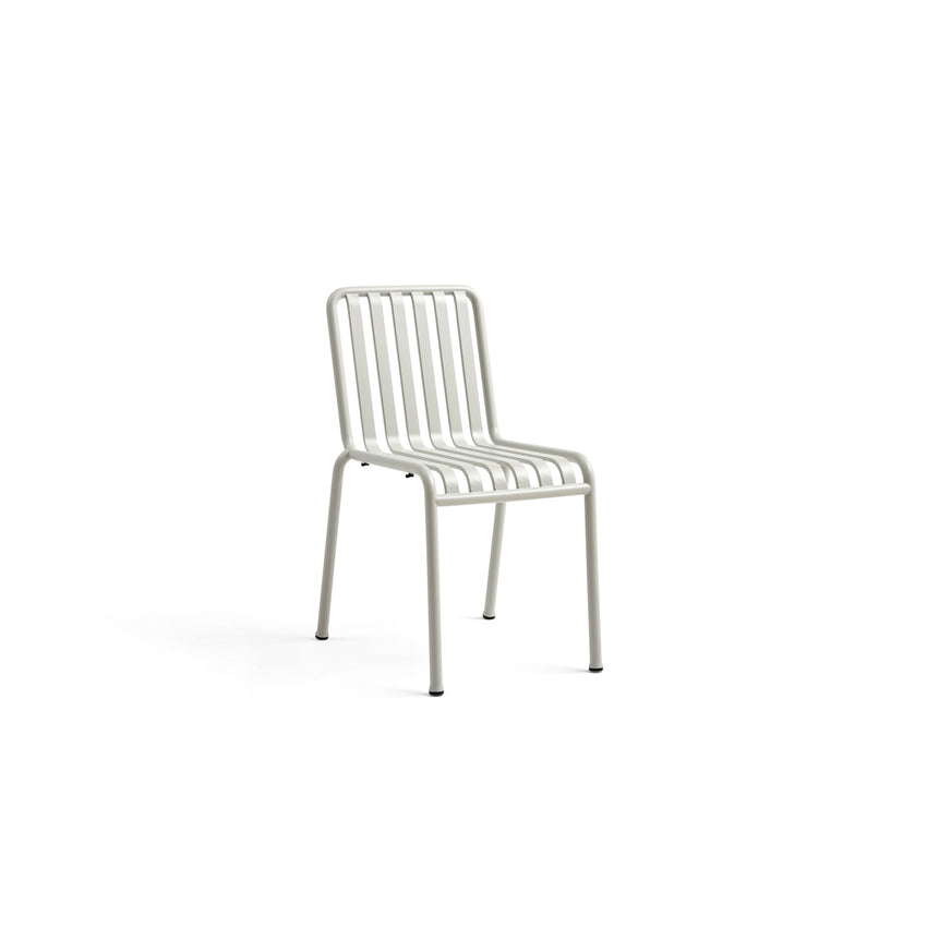 Spisestolen  Palissade Chair fra Hay i fargen Sky Grey
