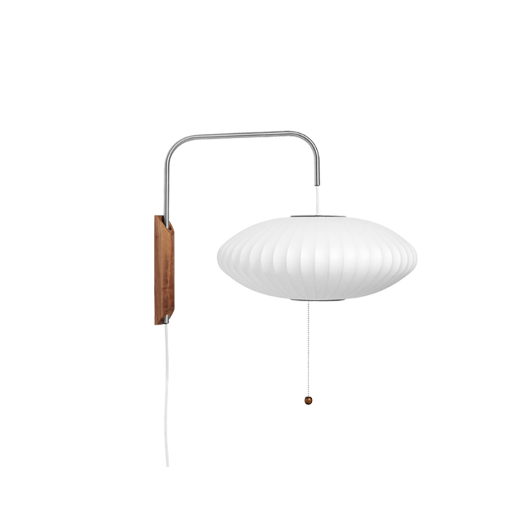 Vegglampe Nelson Saucer med veggfeste i valnøtt