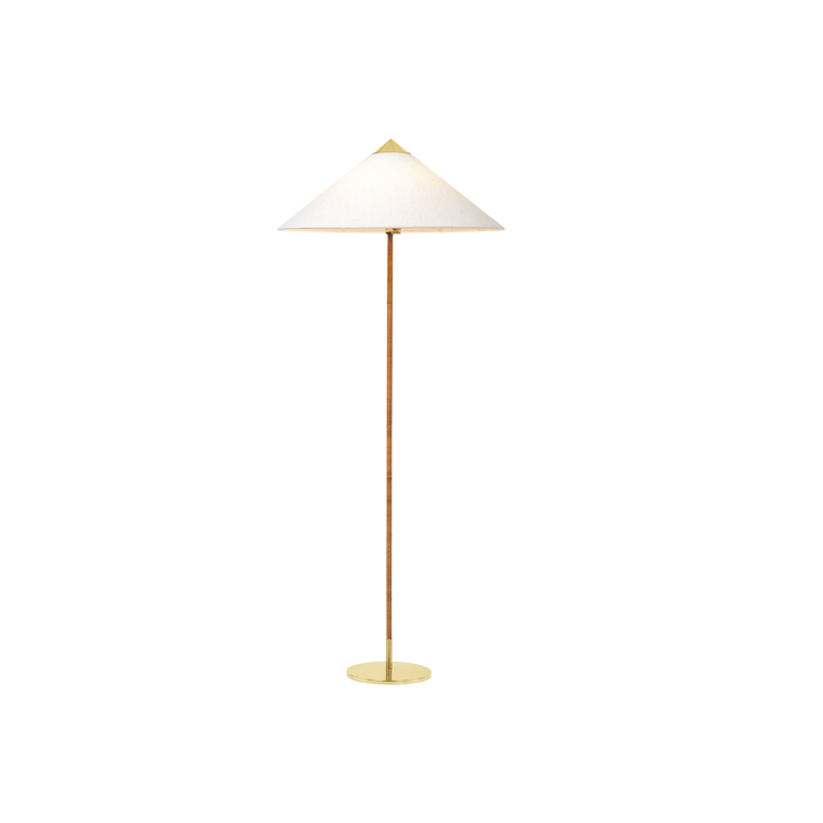 Gulvlampen 9602 med skjerm i tekstil.
