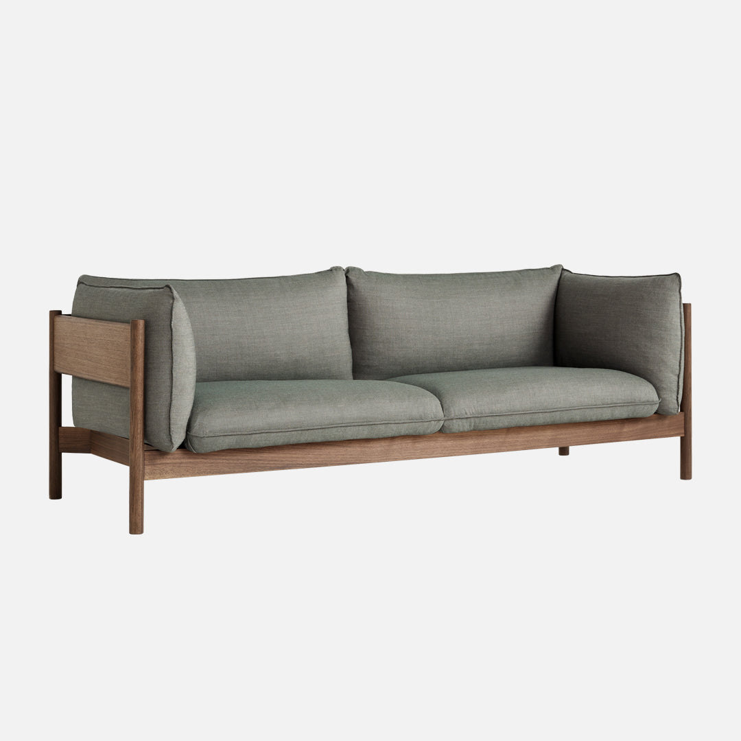 Sofa Arbour 3-seter valnøtt, tekstil Atlas 931