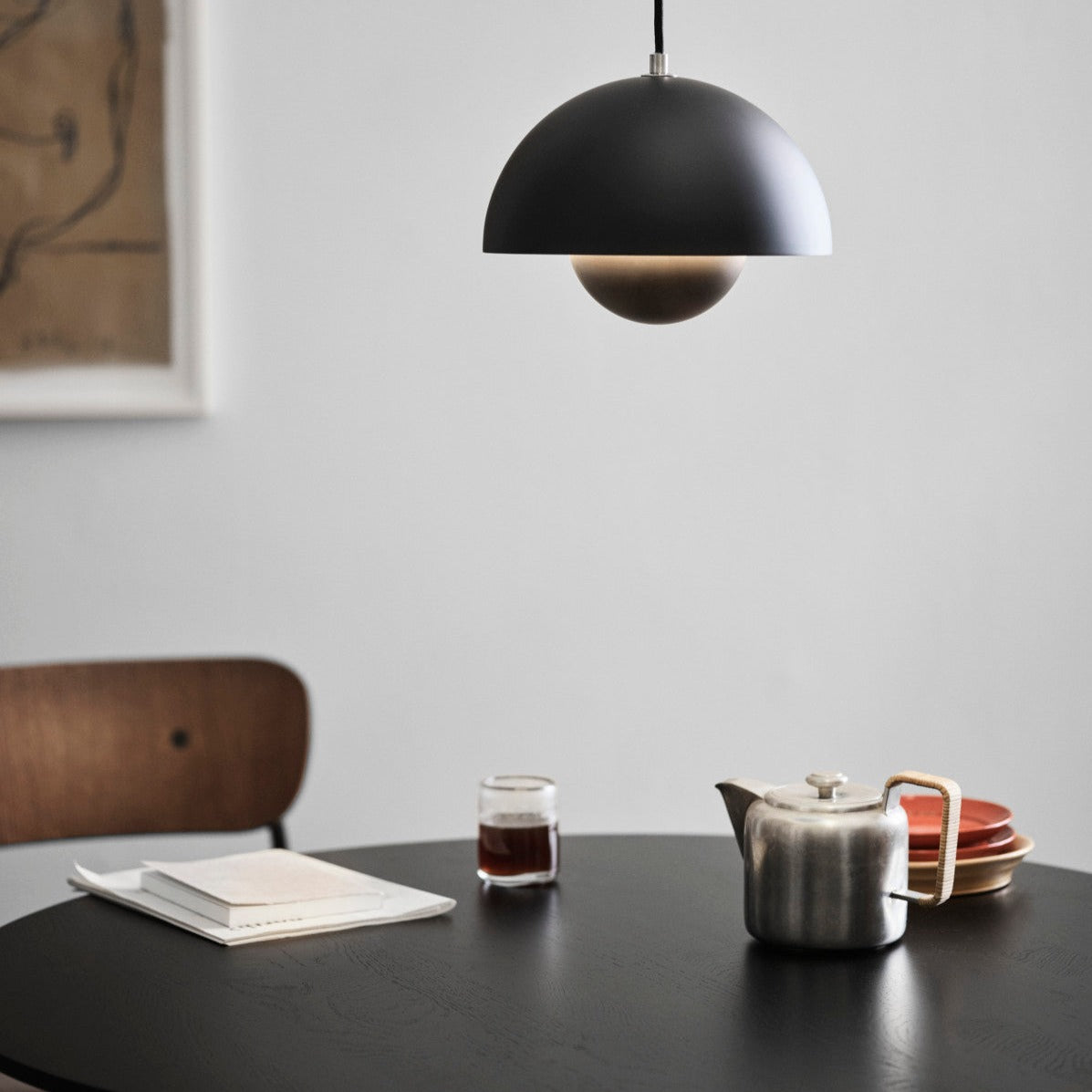 Flowerpot VP1 farge Matt Black
