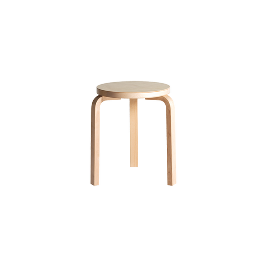 Designklassiker fra 30-tallet, Stool 60 med tre ben.