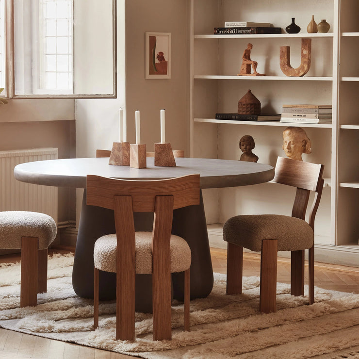 Lyse Stoler: Skap et Lyst og Elegant Hjem () Lyse Stoler: Skap et Lyst og Elegant Hjem