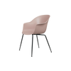 Spisestolen Bat Chair fra Gubi, sweet pink