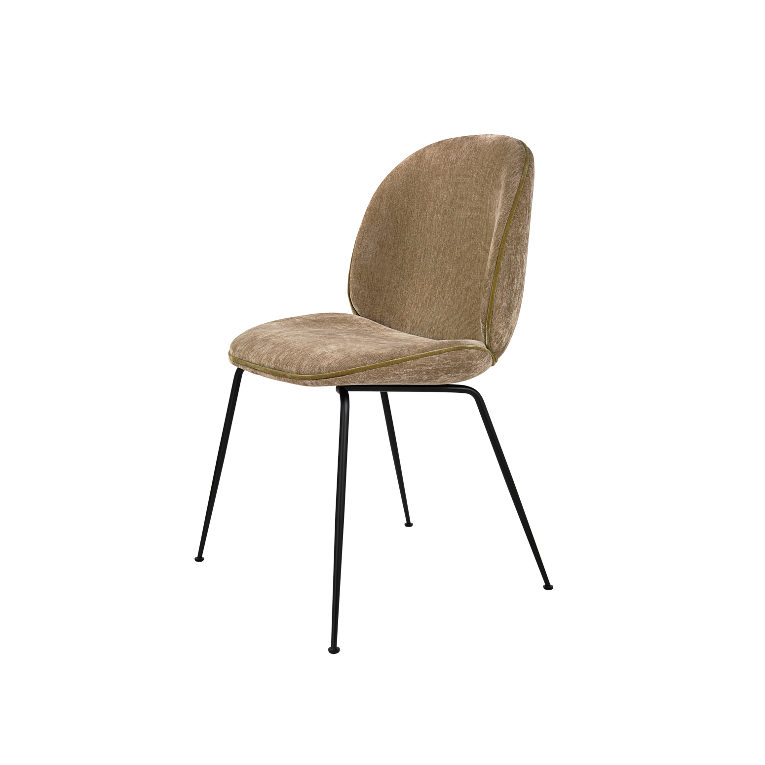 Den nydelige og superkomfortable spisestolen Beetle Chair fra Gubi, har allerede rukket å bli en klassiker - til tross for sin unge alder.
