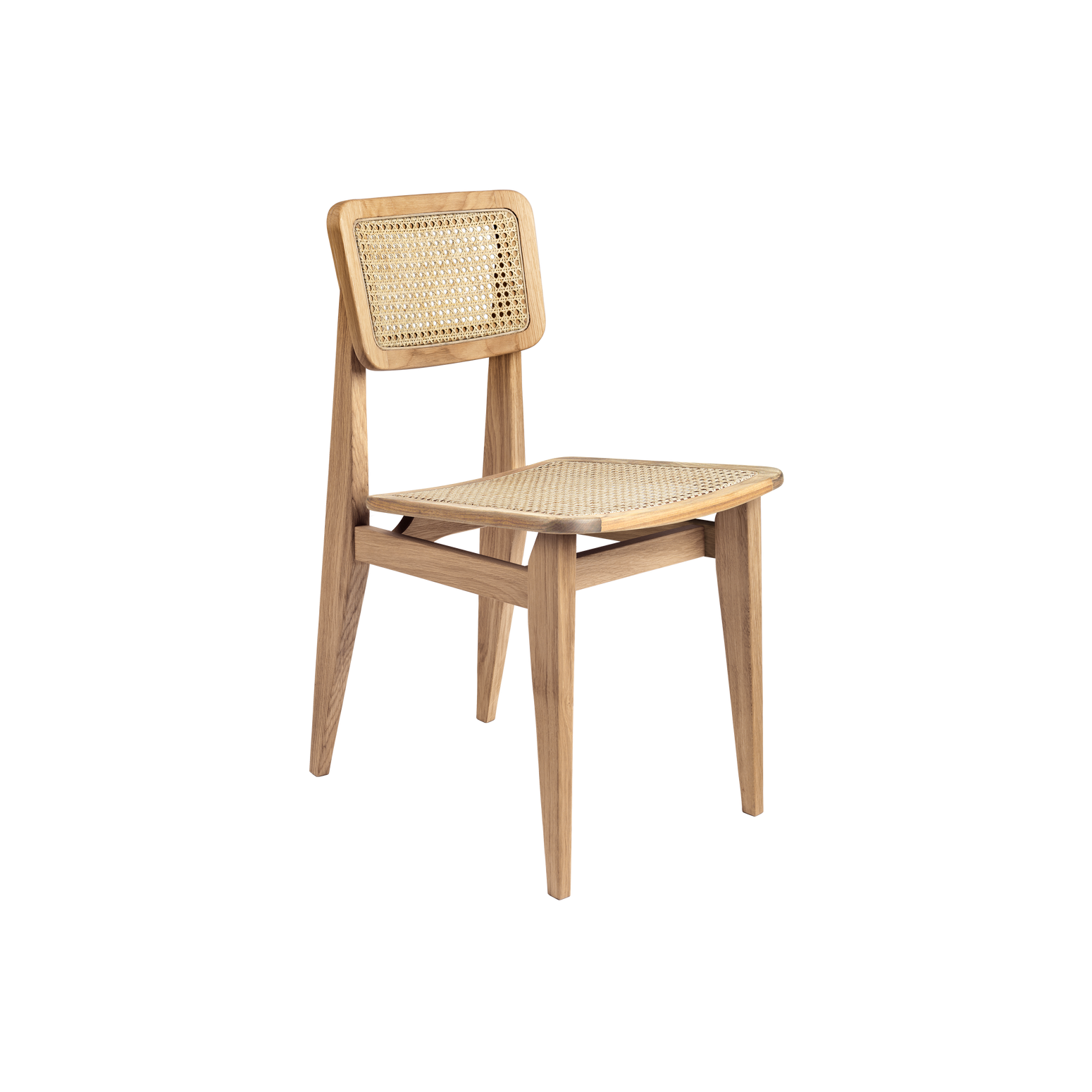 Denne klassikeren er laget med fokus på detaljer og handtverk - og har moderne linjer laget med innbydende materialer som gjør at den passer rett inn rundt spisebordet.