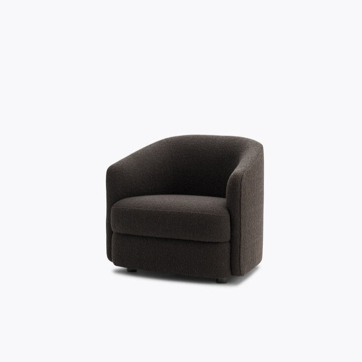 Covent lounge chair kommer i et bredt utvalg av tekstiler