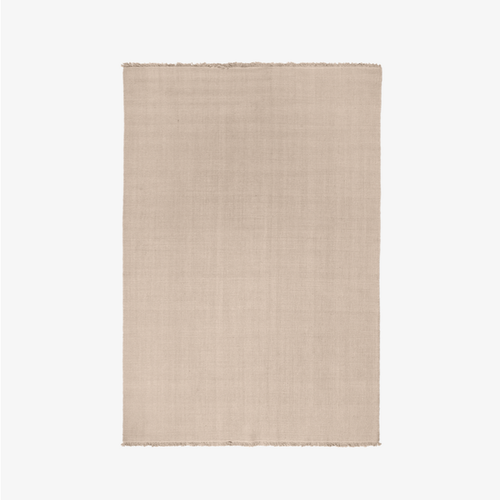 Found rug 03 beige sand /sanded beige