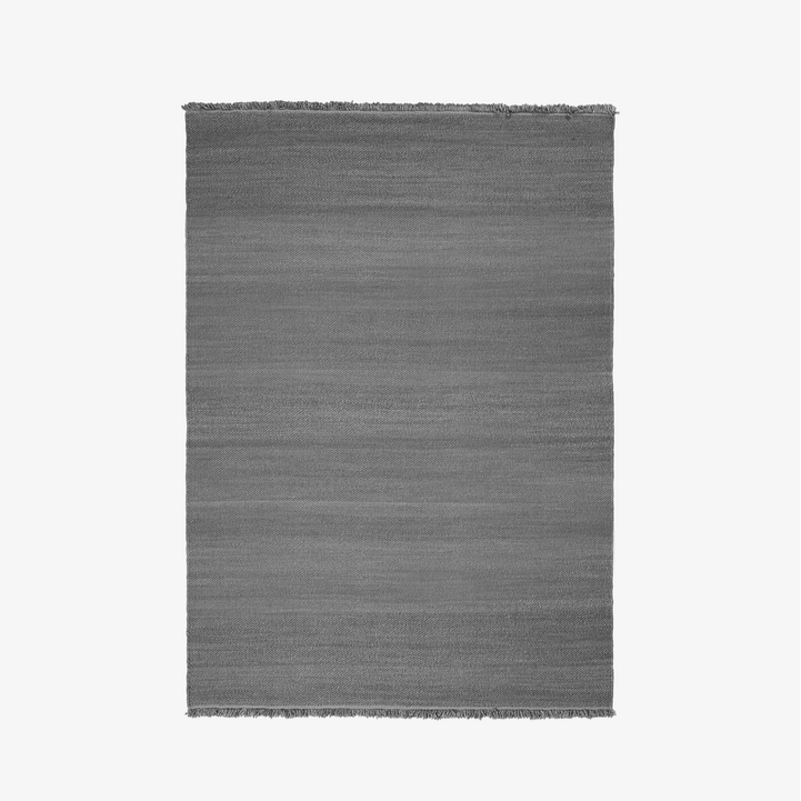 Found rug 03 grå / stone grey