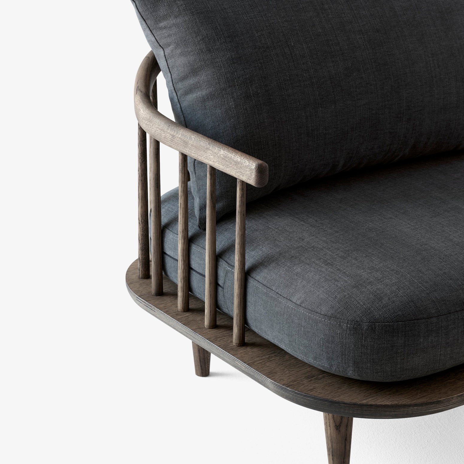 Fly SC2 sofa 2-seter, Smoked Oiled Oak. Tekstil: Hot Madison 093