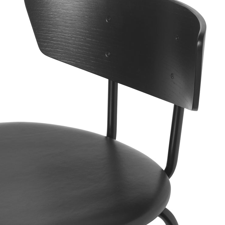 Herman Bar Chair Low med sete i skinn.aniline