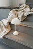 Linpledd som er perfekt til sommerkvelden. Oppladbar lampe Flowerpot VP9