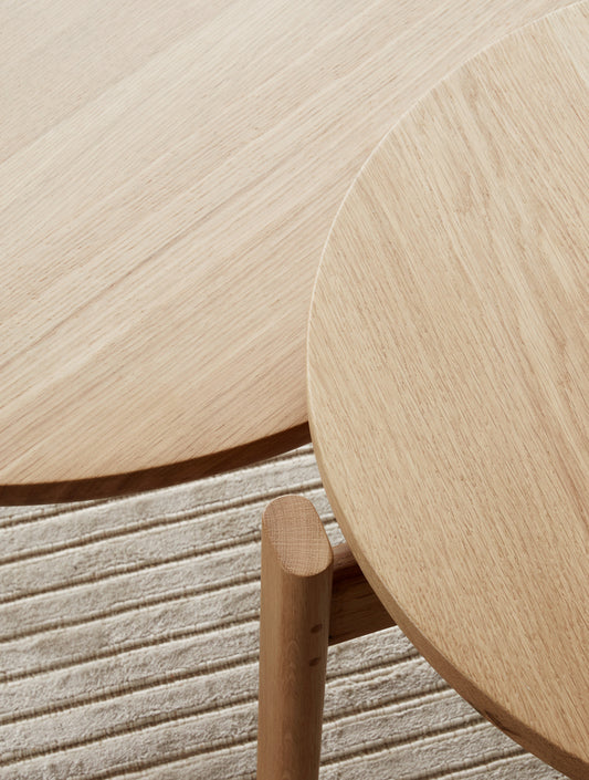 Designerne i studioet Krøyer-Sætter-Lassen har latt seg inspirere av klassisk, dansk møbelhåndverk, der de ærlige materialene og konstruksjonen får skinne gjennom.