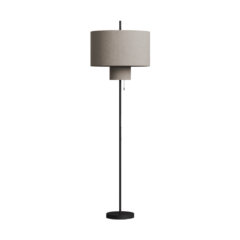 Stilren lampe med tekstilskjerm.
