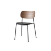 Co dining chair fra Menu kombinerer en lett, smidig profil og god sittekomfort