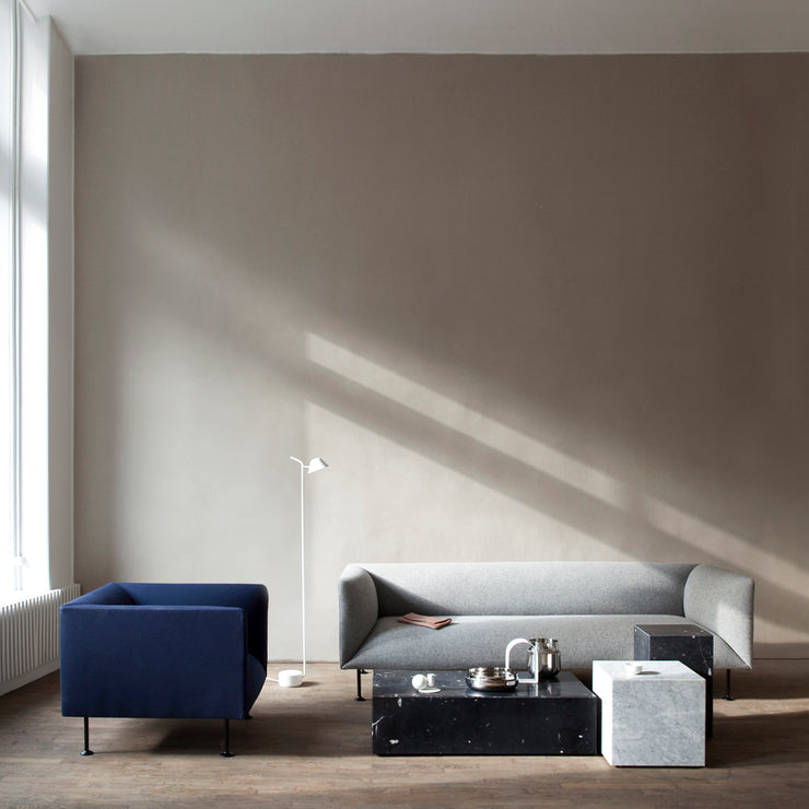 Marmorbordet Plinth Cubic skaper en moderne eleganse i hjemmet ditt.