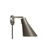 Vegglampe Miller Wall fra Rubn med base i stål, skjerm i farge Umbra Grey (brungrå)