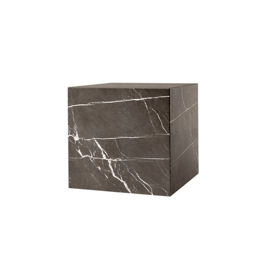 Sidebordet Plinth Cubic I brown grey kendzo marble.