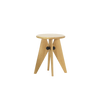 Sidebordet Tabouret Solvay fra Vitra, har den tydelige signaturen til den franske designeren Jean Prouvé,