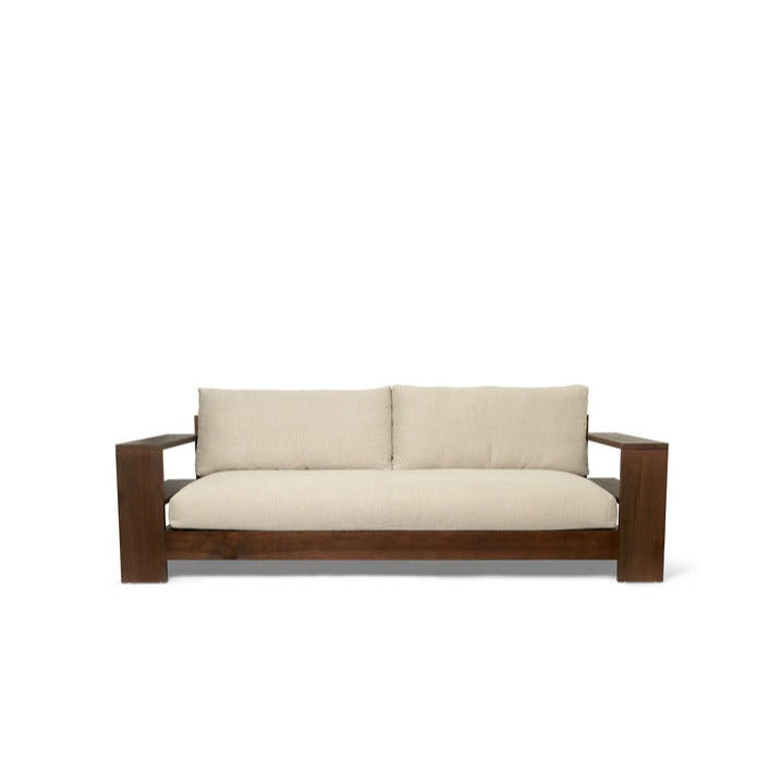 Edre-sofaen kan også brukes som daybed, eller en gjesteseng når du får overnattingsgjester!