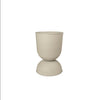 Bruk Ferm Living Hourglass Pot med valgfri side opp