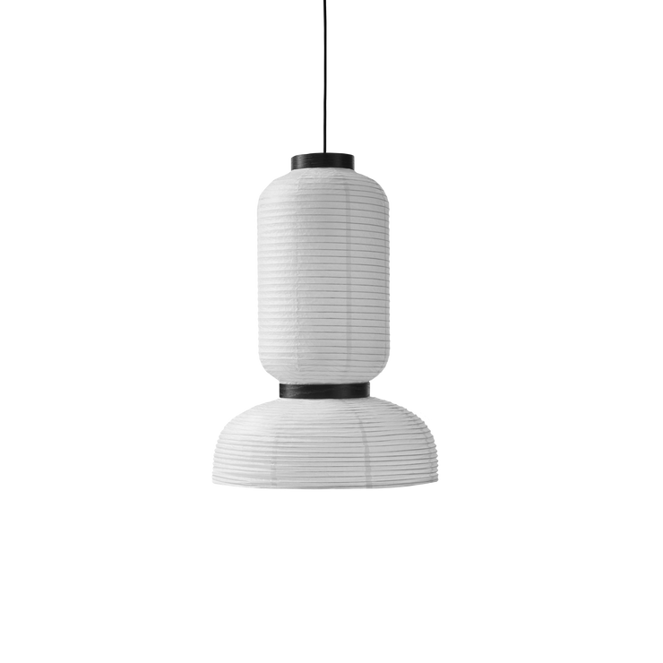 Lampen Formakami fra &amp;tradition, sender tankene tilbake til klassiske asiatiske rislamper som har oppstått i en moderne estetikk.