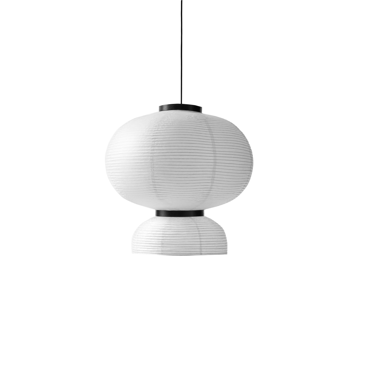Lampen Formakami fra &amp;tradition, sender tankene tilbake til klassiske asiatiske rislamper som har gjenoppstått i en moderne estetikk.