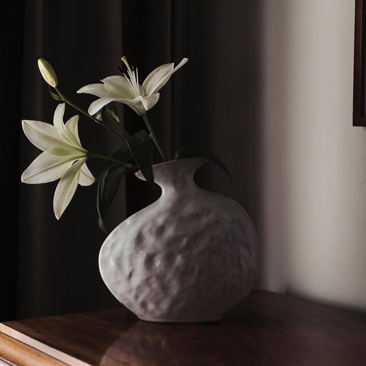 Vase Flat shiny white