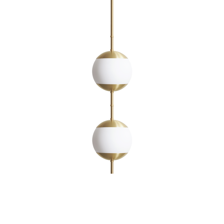 Er du på jakt etter den perfekte lampen til trappeoppgangen din, eller til et hjørne som trenger litt mer lys. Taklampen Monroe Ceiling fra Rubn er perfekt til akkurat det.